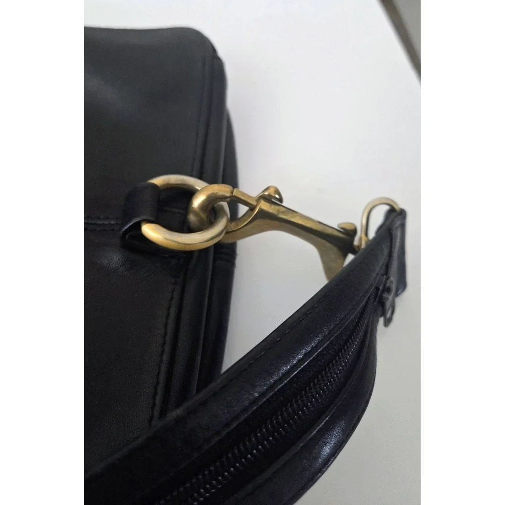 Tignanello Black Soft Leather Sling Backpack Purse Bag Vintage Y2K Convertible‎